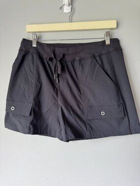Te Verde Shorts Size Medium Black